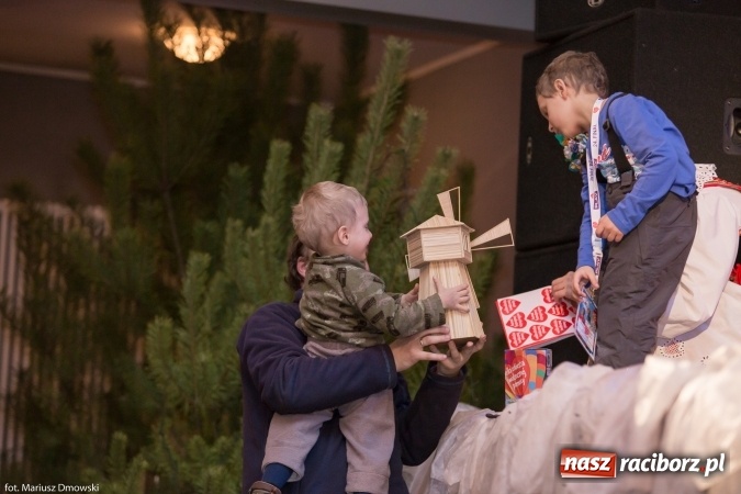 Zdjęcie w galerii na portalu naszraciborz.pl: Zobacz jak Wielka Orkiestra Świątecznej Pomocy zagrała w Raciborzu wiadomości z regionu