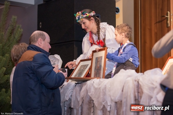 Zdjęcie w galerii na portalu naszraciborz.pl: Zobacz jak Wielka Orkiestra Świątecznej Pomocy zagrała w Raciborzu wiadomości z regionu