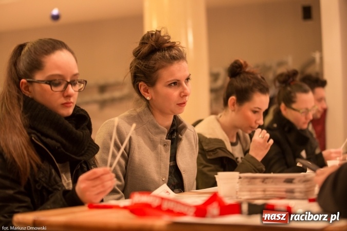 Zdjęcie w galerii na portalu naszraciborz.pl: Zobacz jak Wielka Orkiestra Świątecznej Pomocy zagrała w Raciborzu wiadomości z regionu