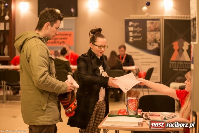 Zdjęcie w galerii na portalu naszraciborz.pl: Zobacz jak Wielka Orkiestra Świątecznej Pomocy zagrała w Raciborzu wiadomości z regionu