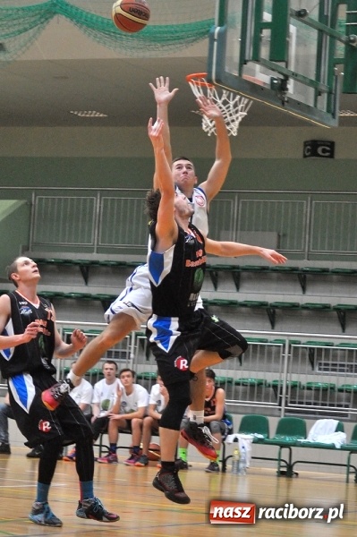 Zdjęcie w galerii na portalu naszraciborz.pl: Nieudany początek roku koszykarzy Ofensywy wiadomości z regionu