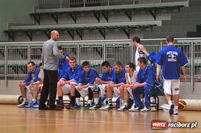 Zdjęcie w galerii na portalu naszraciborz.pl: Nieudany początek roku koszykarzy Ofensywy wiadomości z regionu