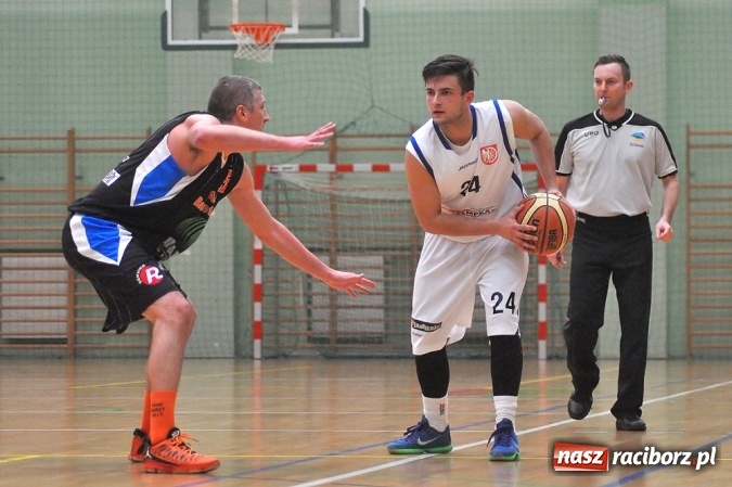 Zdjęcie w galerii na portalu naszraciborz.pl: Nieudany początek roku koszykarzy Ofensywy wiadomości z regionu
