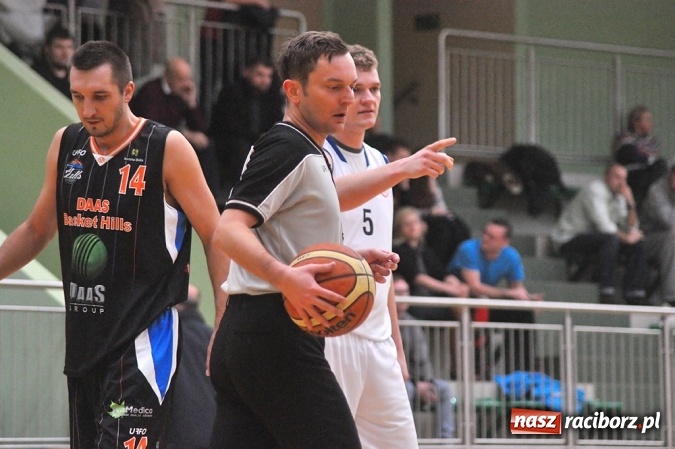 Zdjęcie w galerii na portalu naszraciborz.pl: Nieudany początek roku koszykarzy Ofensywy wiadomości z regionu