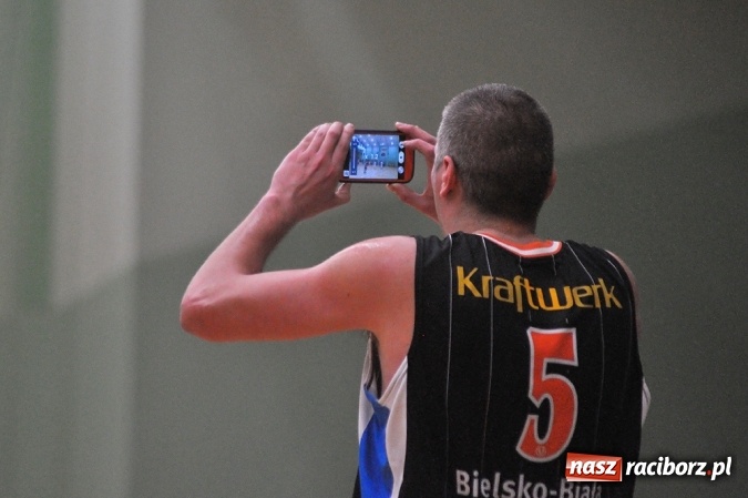Zdjęcie w galerii na portalu naszraciborz.pl: Nieudany początek roku koszykarzy Ofensywy wiadomości z regionu