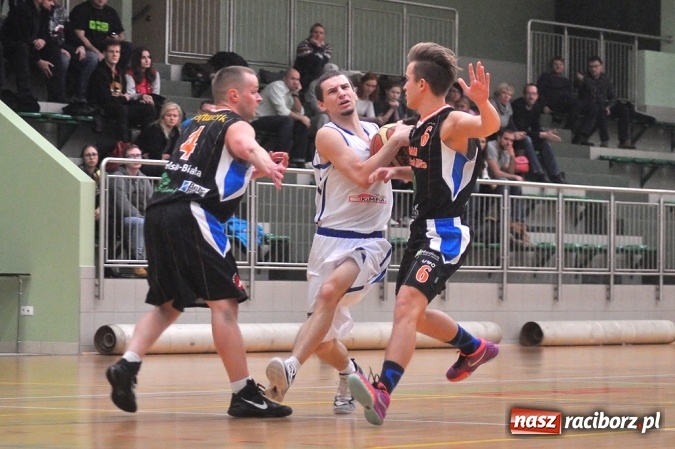 Zdjęcie w galerii na portalu naszraciborz.pl: Nieudany początek roku koszykarzy Ofensywy wiadomości z regionu