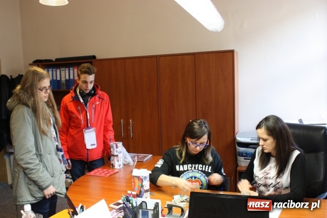 Zdjęcie w galerii na portalu naszraciborz.pl: 24. finał WOŚP w Krzanowicach. Rekord pobity - zebrano ponad 6,2 tys. zł wiadomości z regionu