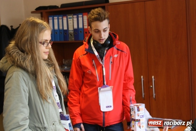 Zdjęcie w galerii na portalu naszraciborz.pl: 24. finał WOŚP w Krzanowicach. Rekord pobity - zebrano ponad 6,2 tys. zł wiadomości z regionu