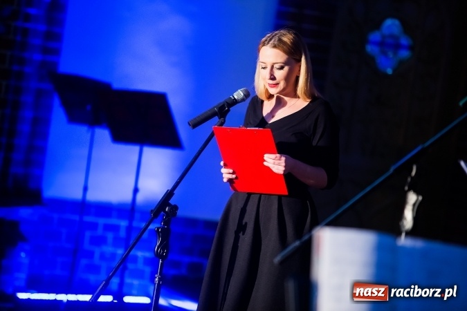 Zdjęcie w galerii na portalu naszraciborz.pl: Bożonarodzeniowy Koncert Chórów w Mikołaju wiadomości z regionu