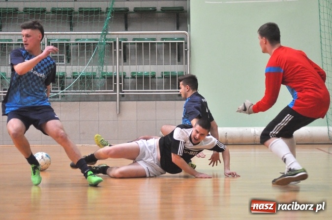 Zdjęcie w galerii na portalu naszraciborz.pl: Pierwszoligowe zmagania w HLPN wiadomości z regionu