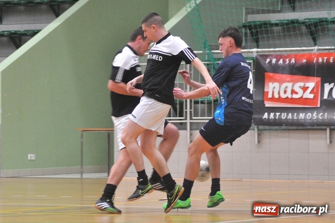 Zdjęcie w galerii na portalu naszraciborz.pl: Pierwszoligowe zmagania w HLPN wiadomości z regionu