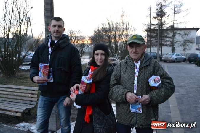Zdjęcie w galerii na portalu naszraciborz.pl: Orkiestrowe granie w Kuźni Raciborskiej. Zebrano ponad 17 tysięcy złotych wiadomości z regionu