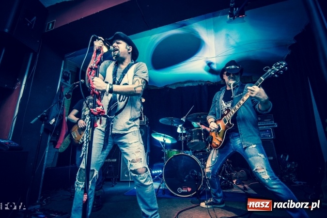 Zdjęcie w galerii na portalu naszraciborz.pl: Blend na after party na Końcu Świata wiadomości z regionu