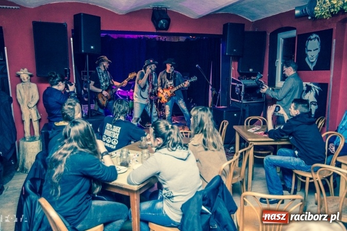 Zdjęcie w galerii na portalu naszraciborz.pl: Blend na after party na Końcu Świata wiadomości z regionu