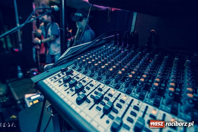 Zdjęcie w galerii na portalu naszraciborz.pl: Blend na after party na Końcu Świata wiadomości z regionu