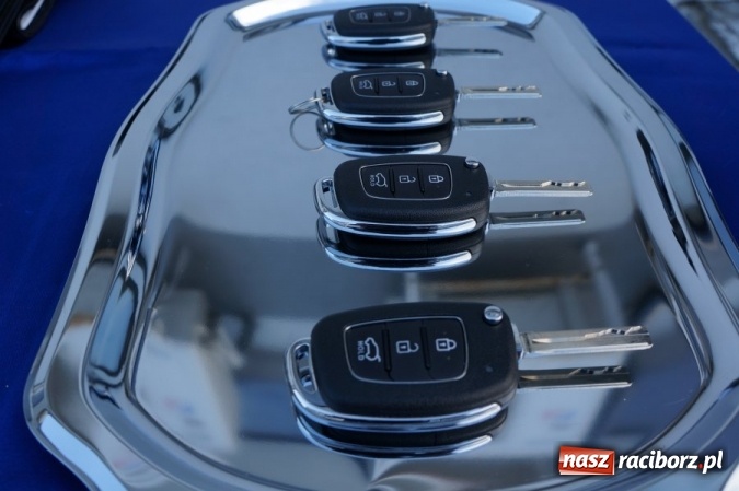 Zdjęcie w galerii na portalu naszraciborz.pl: Nowe radiowozy dla raciborskich policjantów  wiadomości z regionu