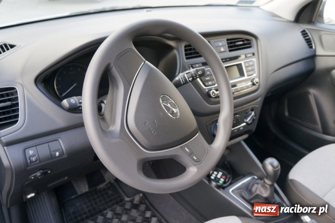 Zdjęcie w galerii na portalu naszraciborz.pl: Nowe radiowozy dla raciborskich policjantów  wiadomości z regionu