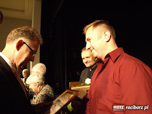 Zdjęcie w galerii na portalu naszraciborz.pl: Animatorzy NAGRODZENI wiadomości z regionu