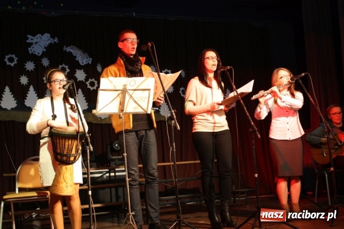 Zdjęcie w galerii na portalu naszraciborz.pl: Krzanowicki wiecz&oacute;r kolęd wiadomości z regionu