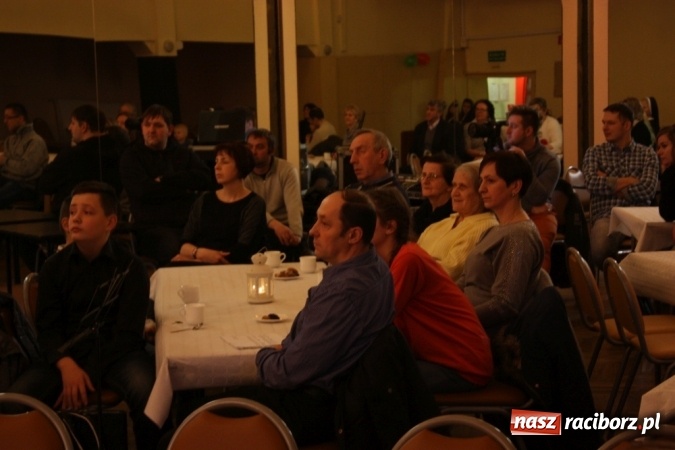 Zdjęcie w galerii na portalu naszraciborz.pl: Krzanowicki wiecz&oacute;r kolęd wiadomości z regionu