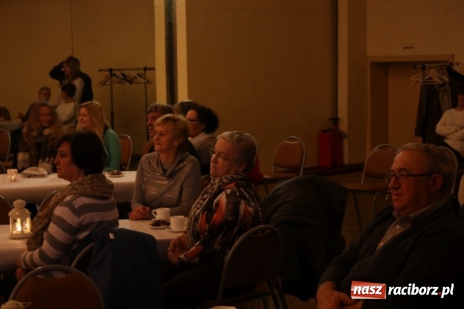 Zdjęcie w galerii na portalu naszraciborz.pl: Krzanowicki wiecz&oacute;r kolęd wiadomości z regionu