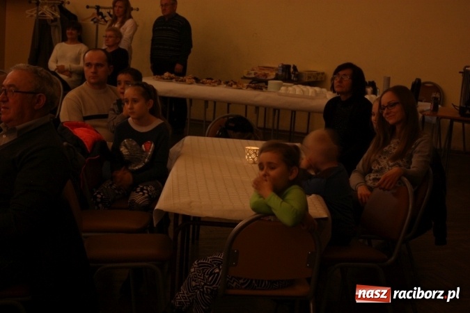 Zdjęcie w galerii na portalu naszraciborz.pl: Krzanowicki wiecz&oacute;r kolęd wiadomości z regionu