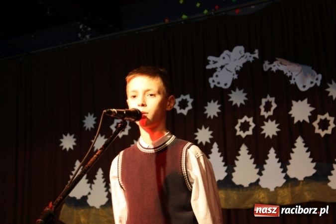 Zdjęcie w galerii na portalu naszraciborz.pl: Krzanowicki wiecz&oacute;r kolęd wiadomości z regionu