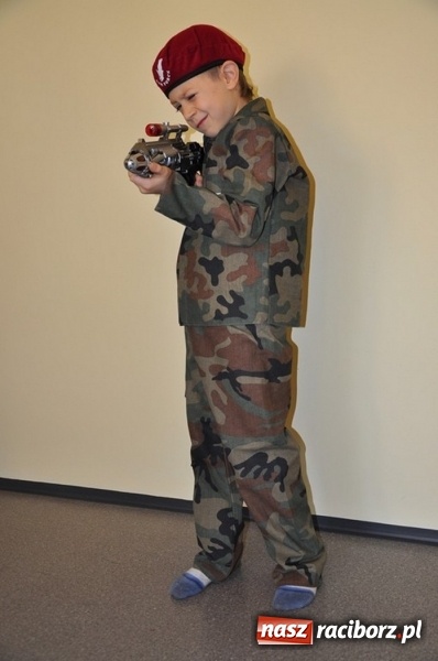 Zdjęcie w galerii na portalu naszraciborz.pl: Całoroczna wypożyczalnia strojów karnawałowych w Crazy Club wiadomości z regionu