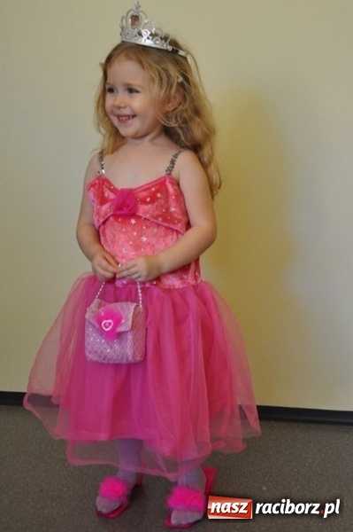 Zdjęcie w galerii na portalu naszraciborz.pl: Całoroczna wypożyczalnia strojów karnawałowych w Crazy Club wiadomości z regionu