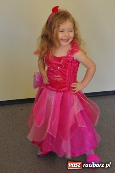 Zdjęcie w galerii na portalu naszraciborz.pl: Całoroczna wypożyczalnia strojów karnawałowych w Crazy Club wiadomości z regionu