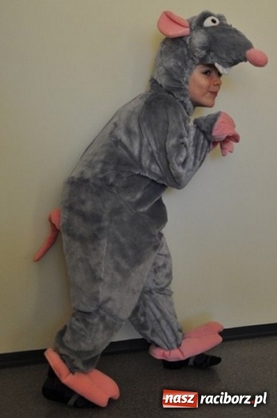 Zdjęcie w galerii na portalu naszraciborz.pl: Całoroczna wypożyczalnia strojów karnawałowych w Crazy Club wiadomości z regionu