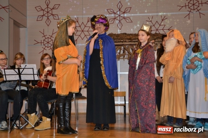 Zdjęcie w galerii na portalu naszraciborz.pl: XVI Przegląd jasełkowy w Tworkowie wiadomości z regionu