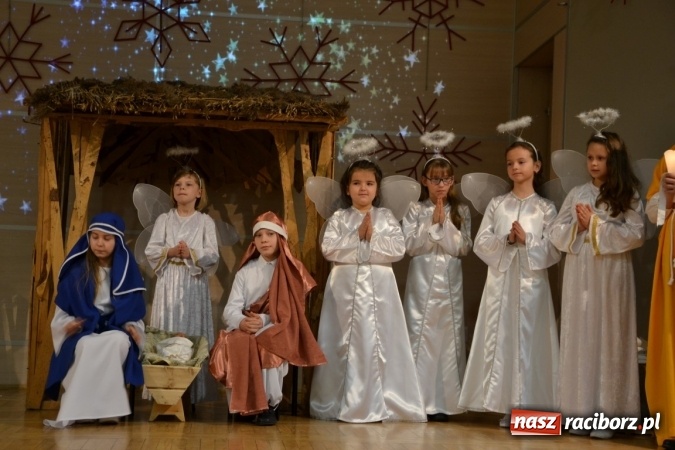 Zdjęcie w galerii na portalu naszraciborz.pl: XVI Przegląd jasełkowy w Tworkowie wiadomości z regionu