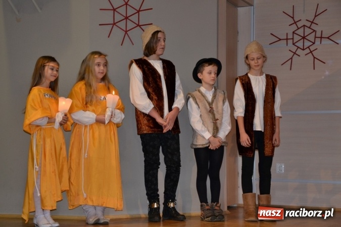 Zdjęcie w galerii na portalu naszraciborz.pl: XVI Przegląd jasełkowy w Tworkowie wiadomości z regionu