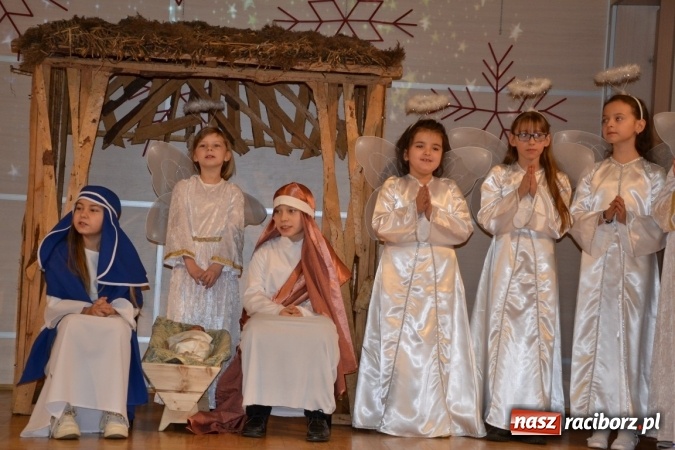 Zdjęcie w galerii na portalu naszraciborz.pl: XVI Przegląd jasełkowy w Tworkowie wiadomości z regionu