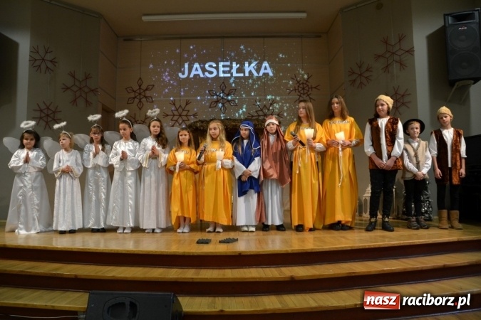 Zdjęcie w galerii na portalu naszraciborz.pl: XVI Przegląd jasełkowy w Tworkowie wiadomości z regionu