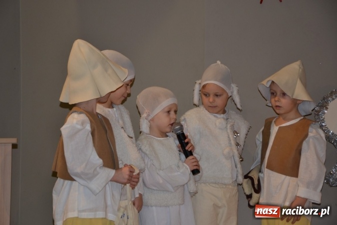 Zdjęcie w galerii na portalu naszraciborz.pl: XVI Przegląd jasełkowy w Tworkowie wiadomości z regionu