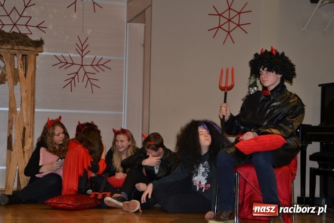 Zdjęcie w galerii na portalu naszraciborz.pl: XVI Przegląd jasełkowy w Tworkowie wiadomości z regionu