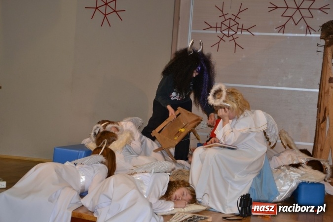 Zdjęcie w galerii na portalu naszraciborz.pl: XVI Przegląd jasełkowy w Tworkowie wiadomości z regionu