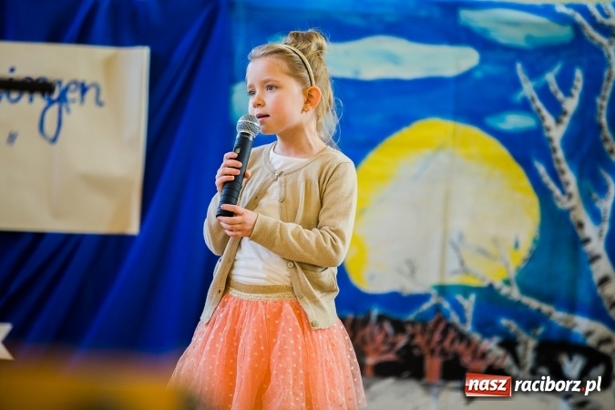 Zdjęcie w galerii na portalu naszraciborz.pl: Powiatowy Konkurs Kolęd i Pastorałek Niemieckich dla Szkół Podstawowych wiadomości z regionu