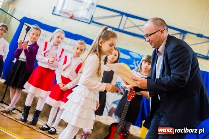 Zdjęcie w galerii na portalu naszraciborz.pl: Powiatowy Konkurs Kolęd i Pastorałek Niemieckich dla Szkół Podstawowych wiadomości z regionu