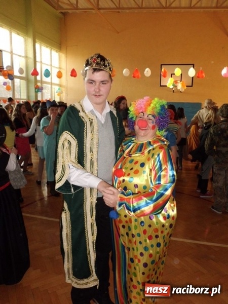 Zdjęcie w galerii na portalu naszraciborz.pl: Integracyjny bal karnawałowy uczniów ZSS nr 10 i Szkoły Podstawowej nr 1 wiadomości z regionu