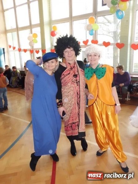 Zdjęcie w galerii na portalu naszraciborz.pl: Integracyjny bal karnawałowy uczniów ZSS nr 10 i Szkoły Podstawowej nr 1 wiadomości z regionu