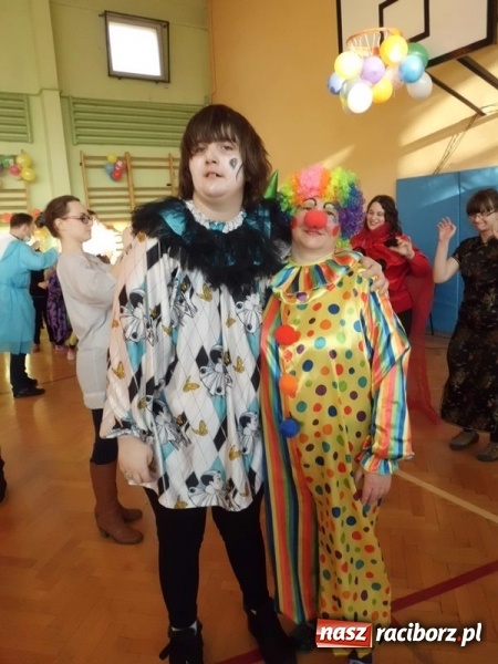 Zdjęcie w galerii na portalu naszraciborz.pl: Integracyjny bal karnawałowy uczniów ZSS nr 10 i Szkoły Podstawowej nr 1 wiadomości z regionu