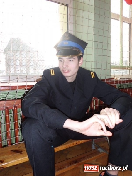 Zdjęcie w galerii na portalu naszraciborz.pl: Integracyjny bal karnawałowy uczniów ZSS nr 10 i Szkoły Podstawowej nr 1 wiadomości z regionu