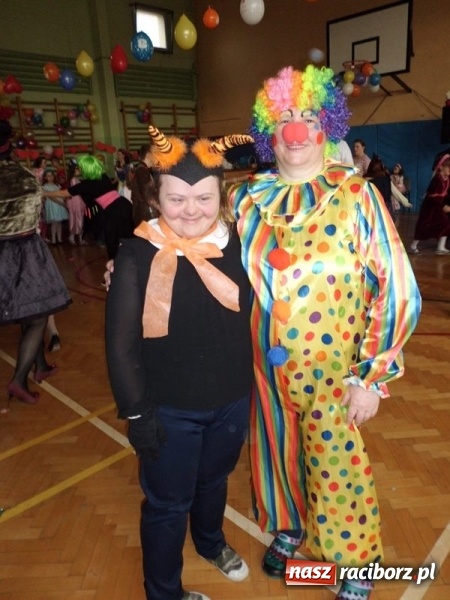 Zdjęcie w galerii na portalu naszraciborz.pl: Integracyjny bal karnawałowy uczniów ZSS nr 10 i Szkoły Podstawowej nr 1 wiadomości z regionu