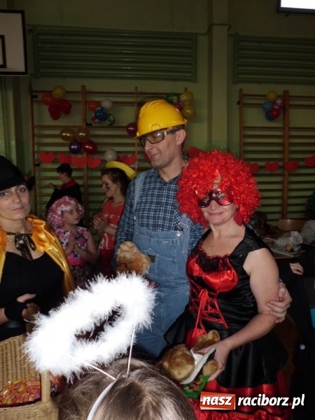 Zdjęcie w galerii na portalu naszraciborz.pl: Integracyjny bal karnawałowy uczniów ZSS nr 10 i Szkoły Podstawowej nr 1 wiadomości z regionu