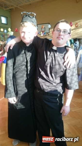 Zdjęcie w galerii na portalu naszraciborz.pl: Integracyjny bal karnawałowy uczniów ZSS nr 10 i Szkoły Podstawowej nr 1 wiadomości z regionu