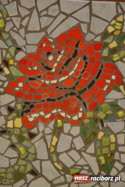 Zdjęcie w galerii na portalu naszraciborz.pl: Mozaika i witraż - na zamku otwarto nową wystawę wiadomości z regionu