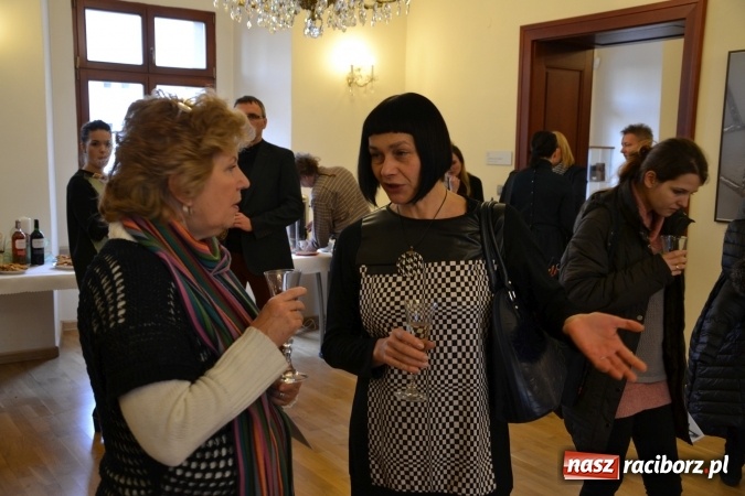 Zdjęcie w galerii na portalu naszraciborz.pl: Mozaika i witraż - na zamku otwarto nową wystawę wiadomości z regionu